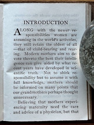Item 280968. A MODERN MOTHER'S EXPERIENCE.